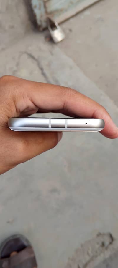 google pixel 8a 03 04 13 51 2 82
