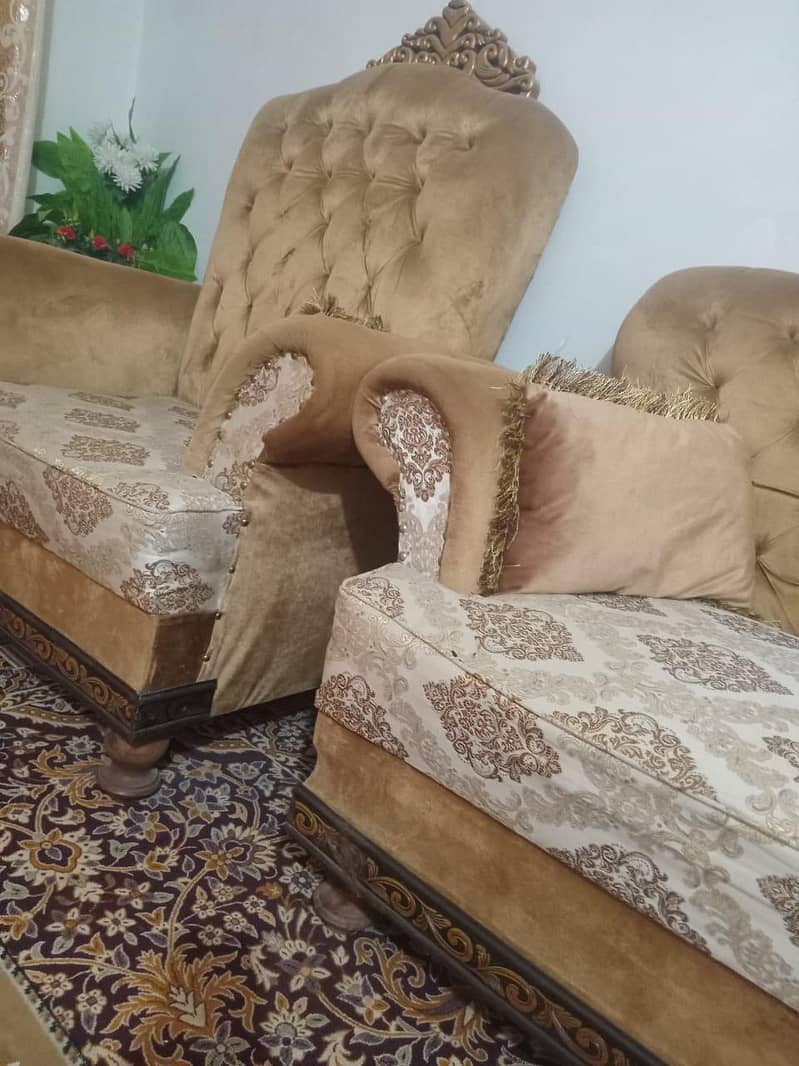 sofa sets 5  seaters 1