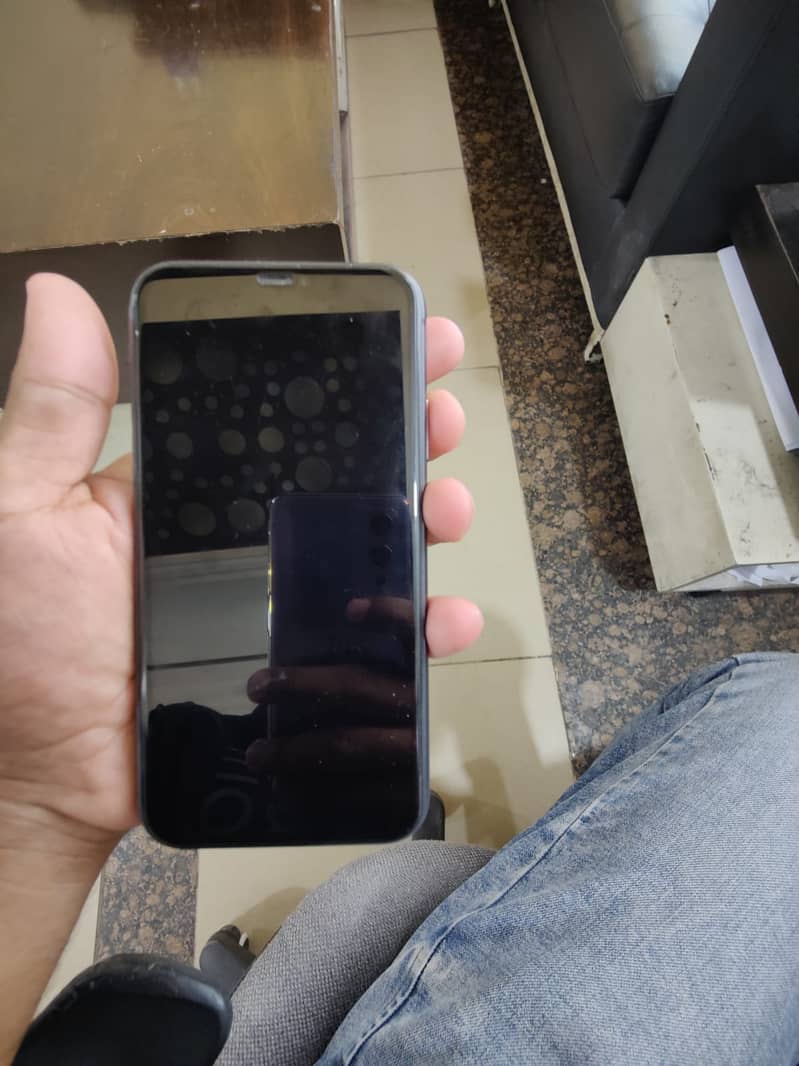 Apple iPhone 11 2