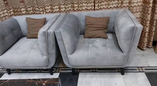 1 din bhi use nhi hwa 5 seater Sofa set brand new condition