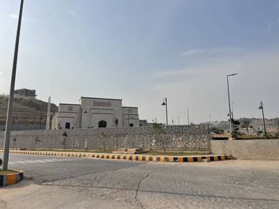 1 kanal Investors Price Plot For Sale In Sector C DHA Phase 4 Rawalpindi  > Direct Deal with owner