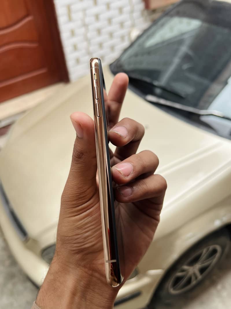 Iphone xs max 5