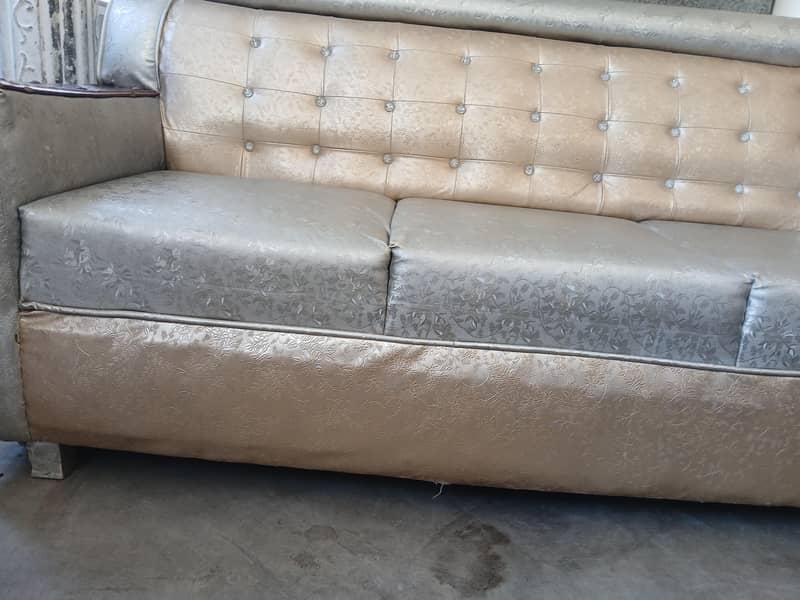 5 seater sofa 9