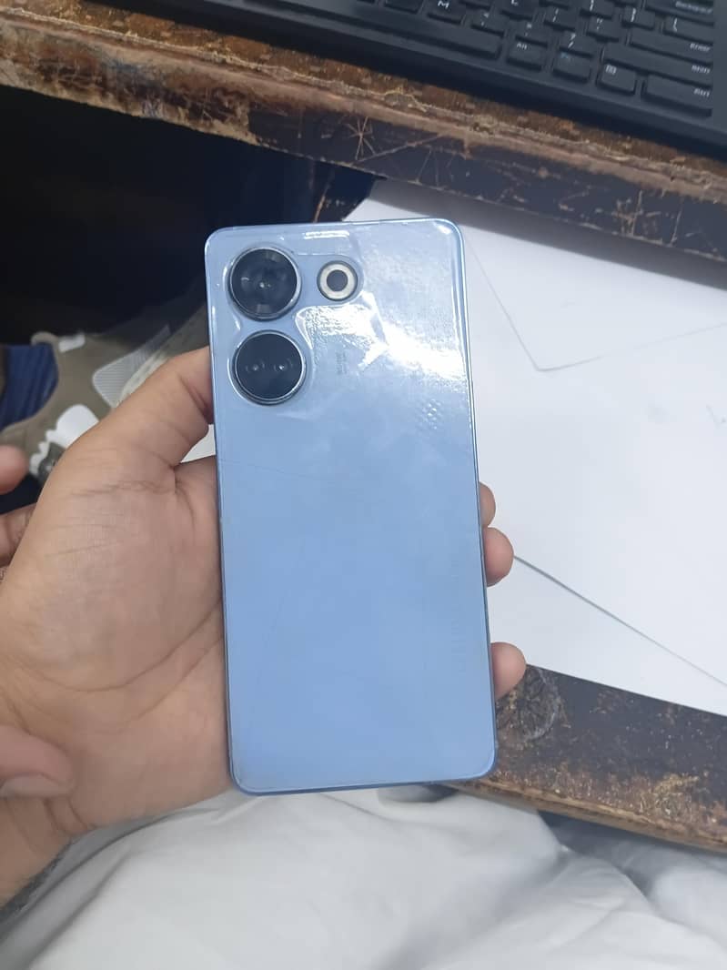 TECNO CAMON 20 PRO 1