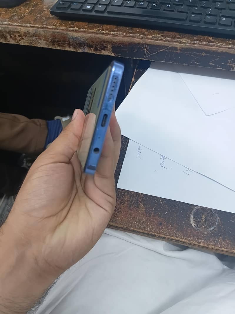 TECNO CAMON 20 PRO 2
