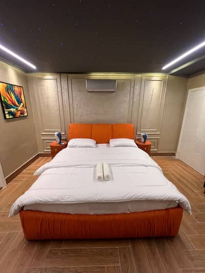 2 Bedrooms Luxury Furnished Apartment is Available for Rent in Bahria Town Lahore