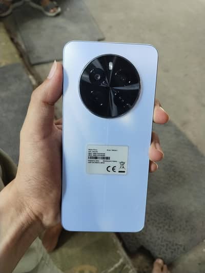 realme 12 8 256 Good mobile