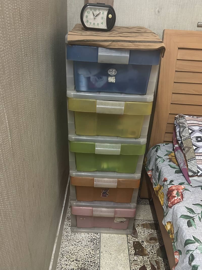 almari drawers 1