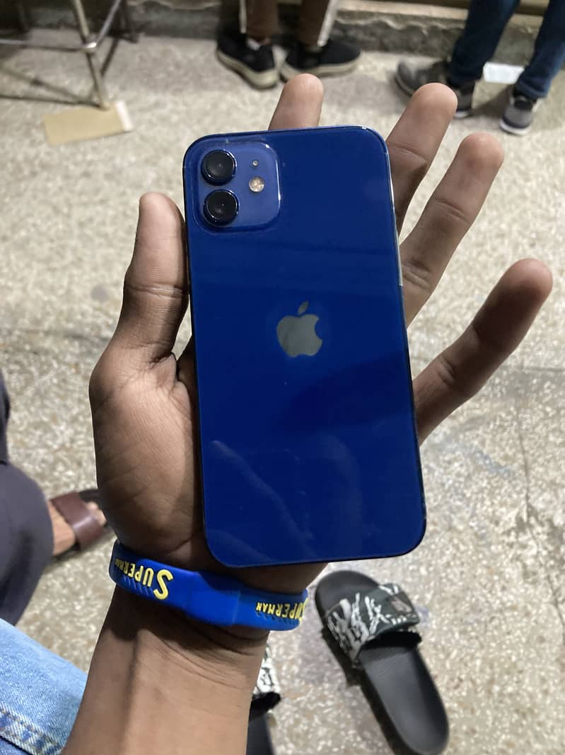 iPhone 12 1