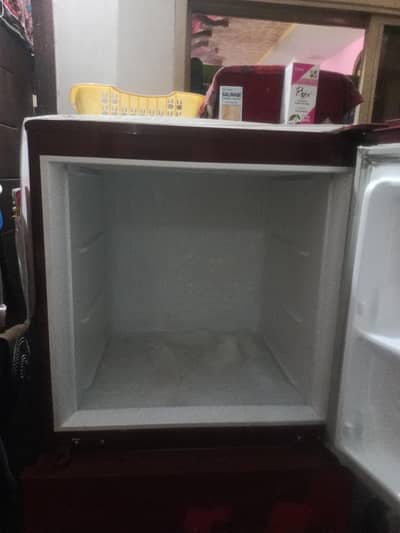 pel refrigerater