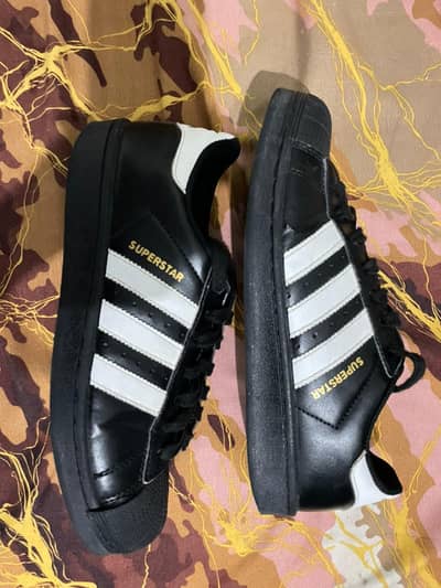 adidas superstar sneaker