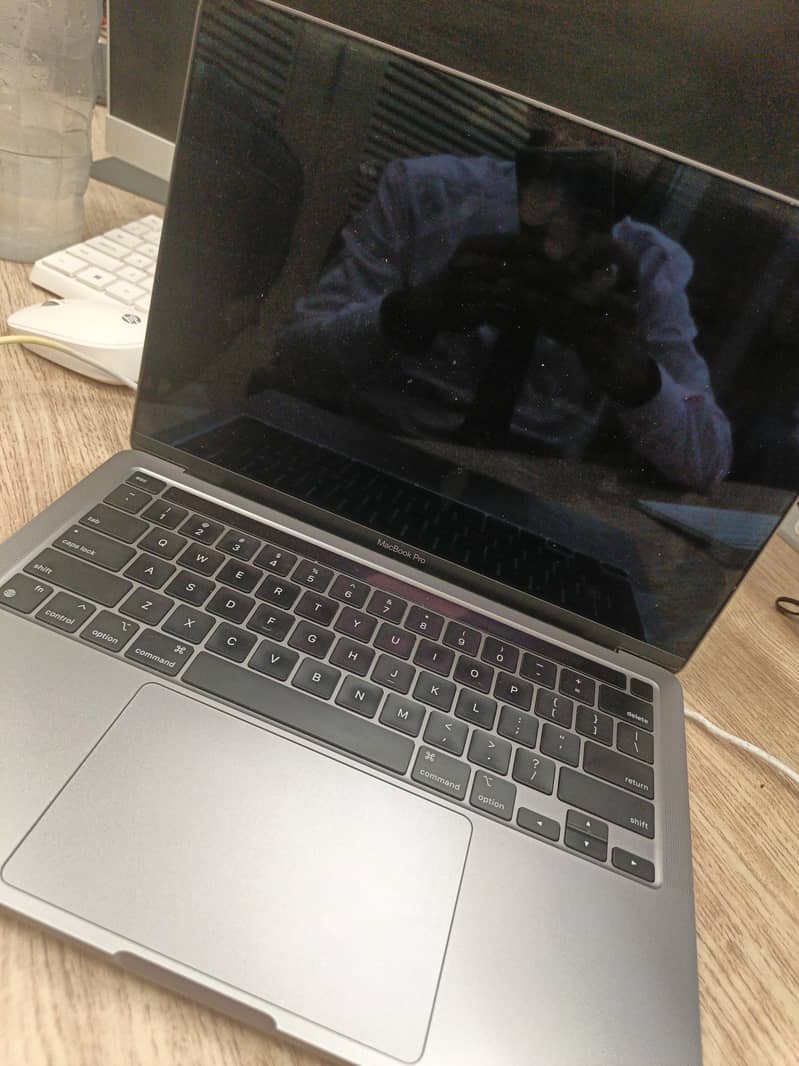 MacBook pro M2 0