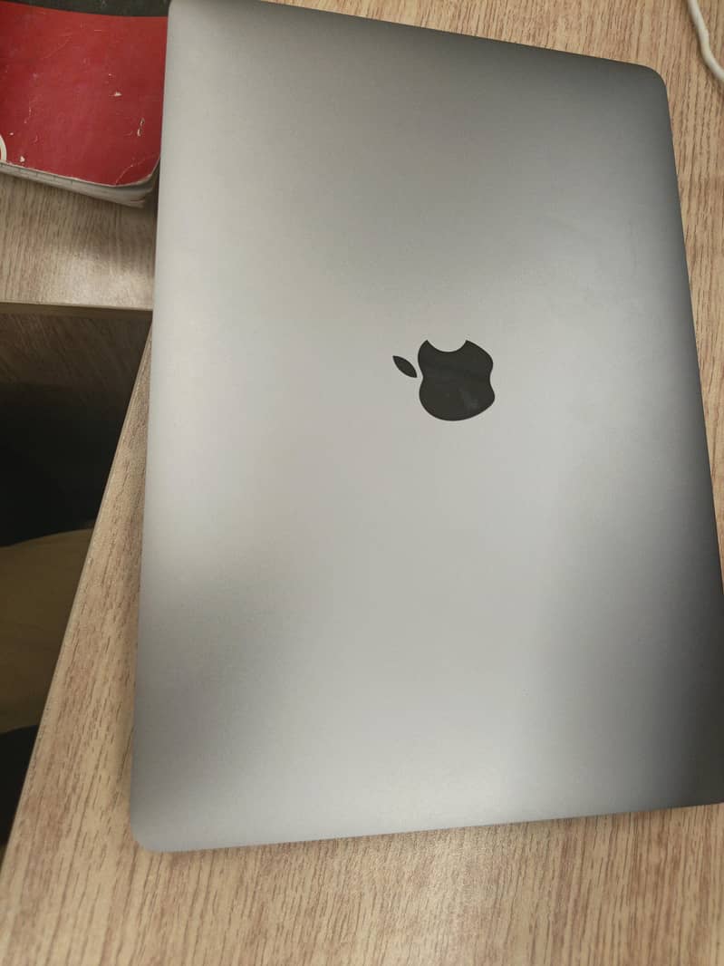 MacBook pro M2 1