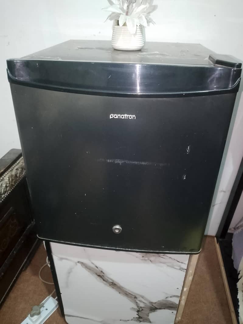 room fridge 0