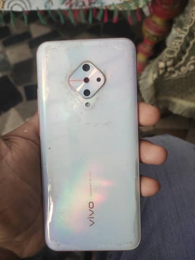 Vivo Y51