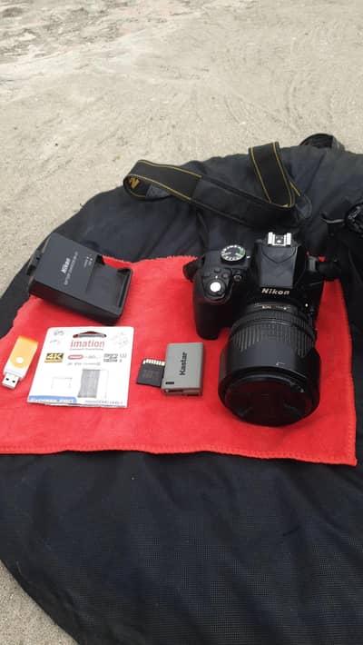 NIKON D3300 Lense 18-105mm GOOD CONDITION