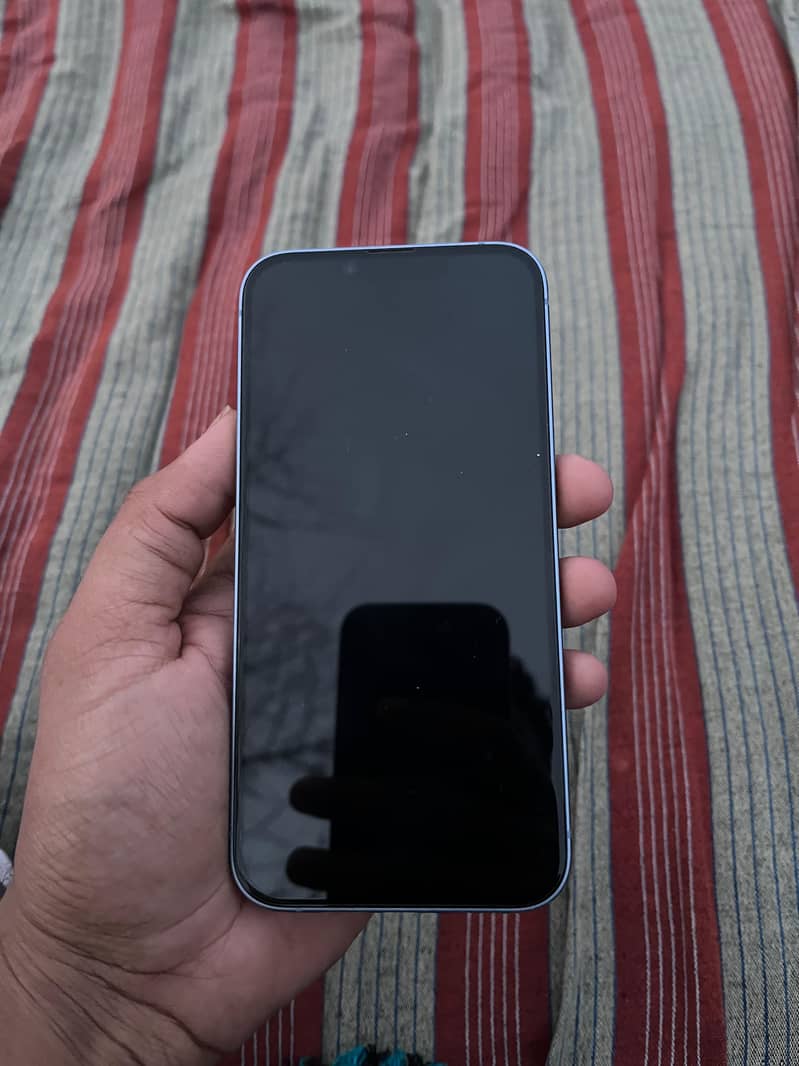 Apple iPhone 14 2