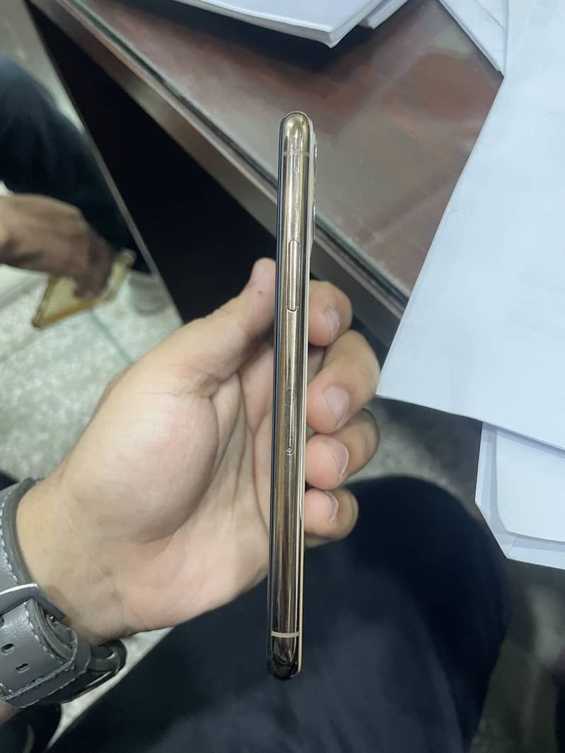 Iphone 11 pro 2