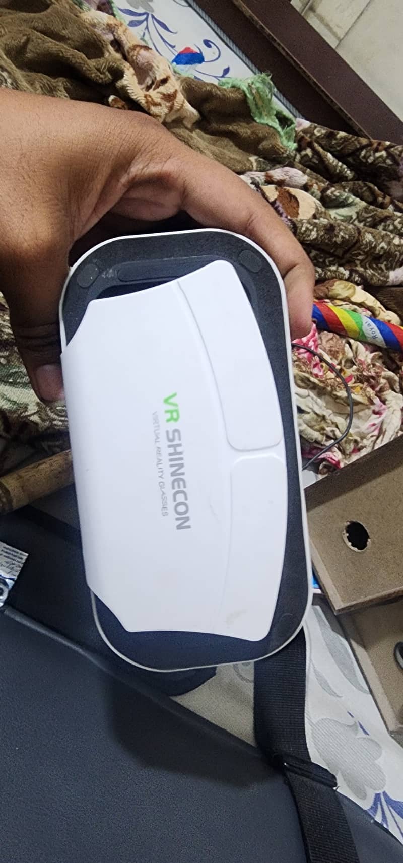 Virtual reality (VR) 1