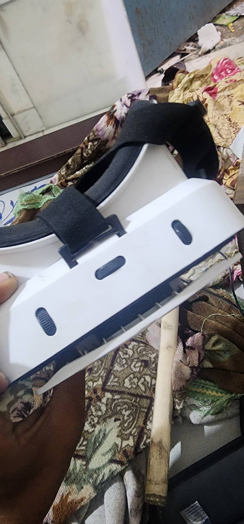 Virtual reality (VR) 2