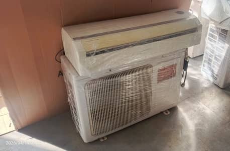 Dawlance 1 Ton non Inverter split AC