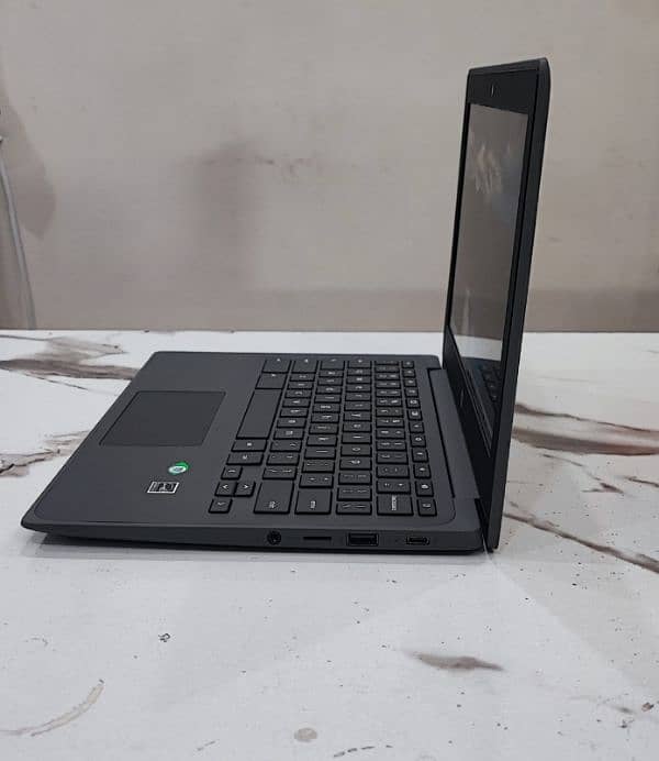 HP Chromebook laptop 4GB ram 32gb SSD 3