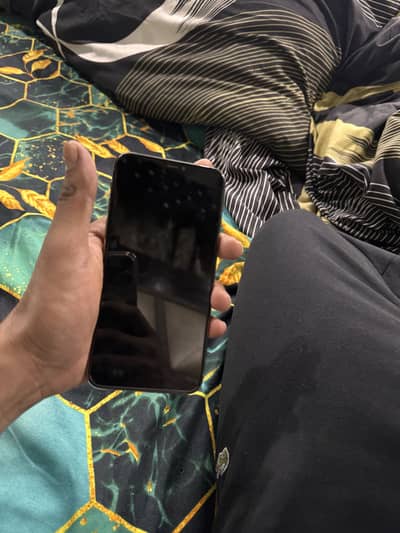 Iphone 11 pro max gold color 64 GB