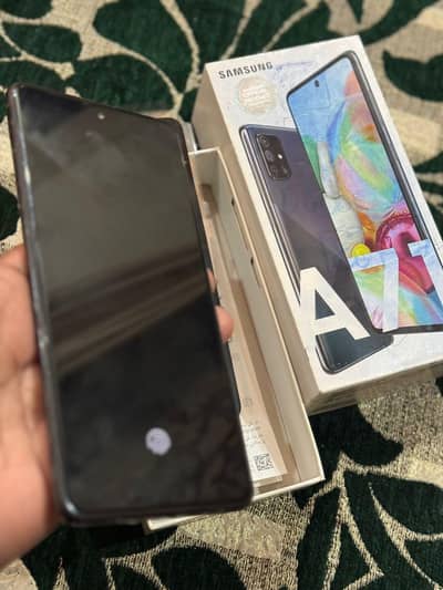 Samsung Galaxy A71 (PTA Approved) for sale.