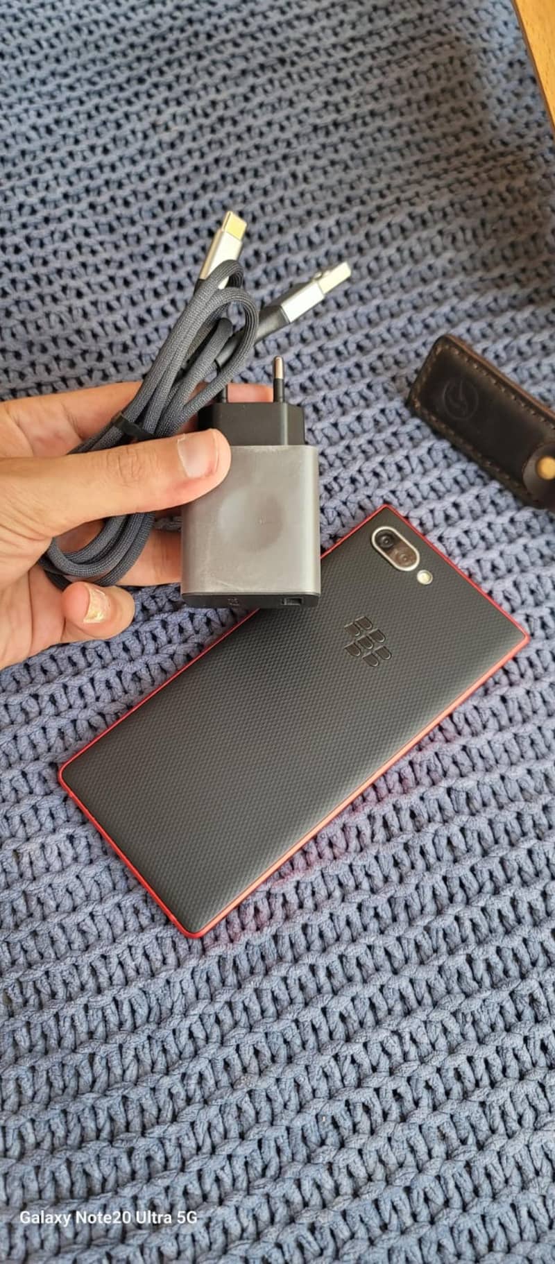 blackberry key2 3