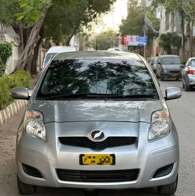 Toyota Vitz 2011 / 2015