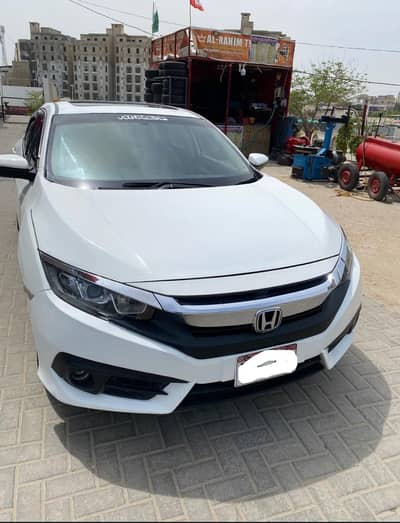 CIVIC UG 2018 AUTOMATIC SUNROOF