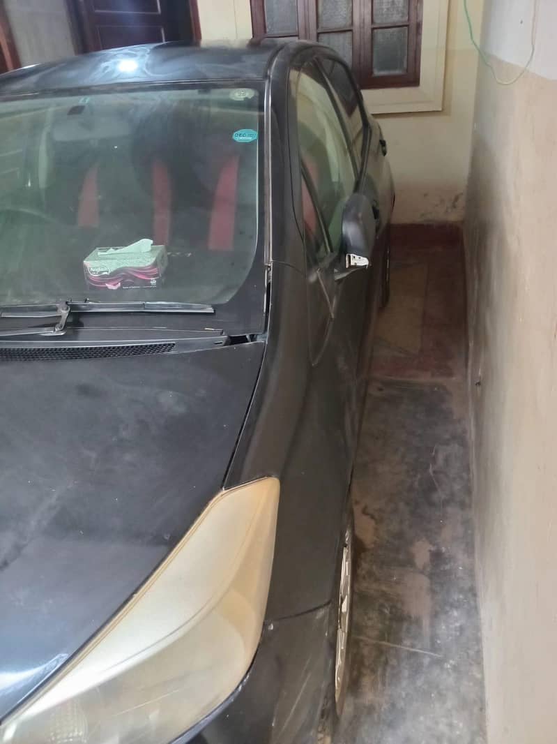 toyota vitz 1