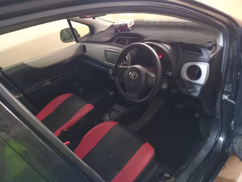toyota vitz 4