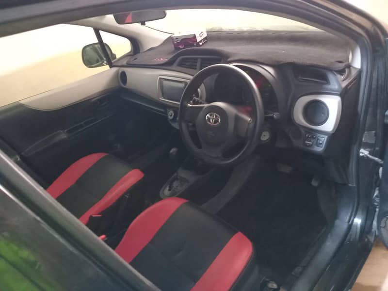 toyota vitz 5