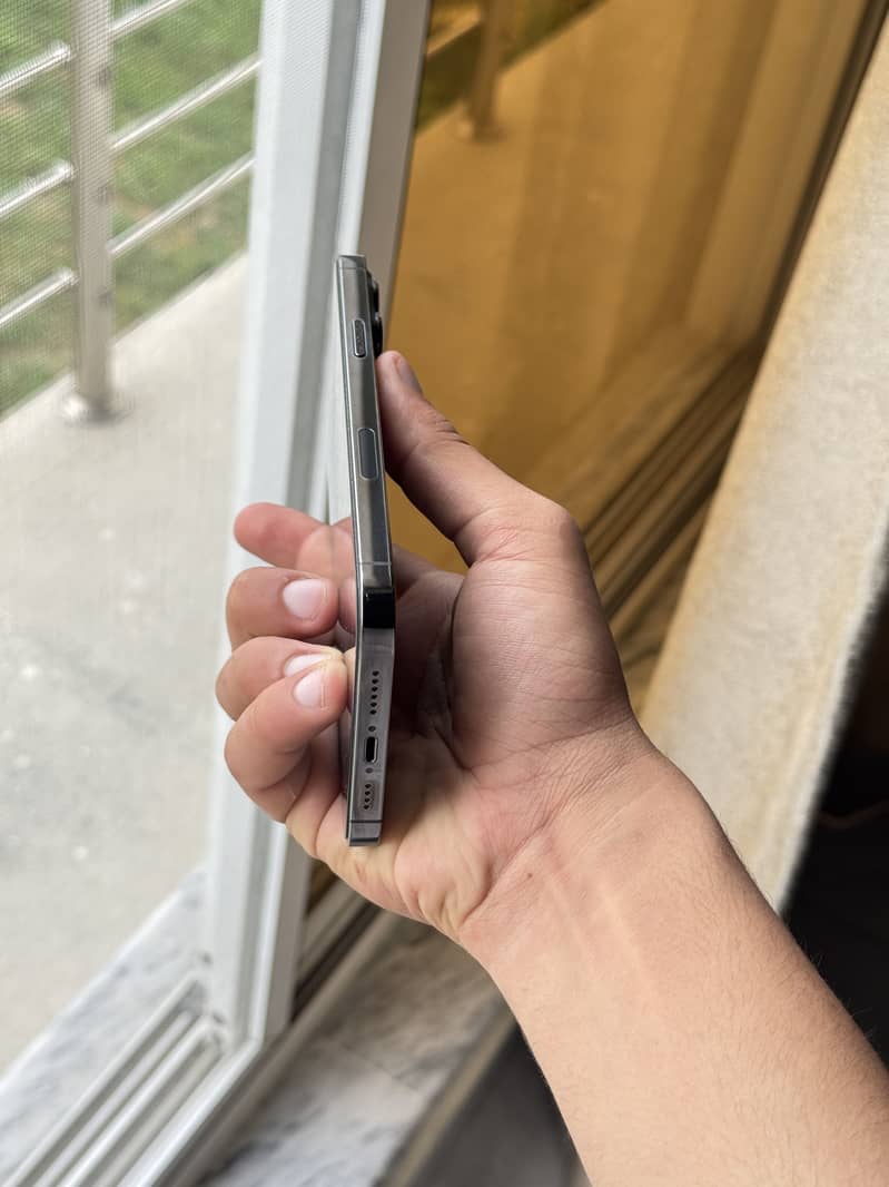 Iphone 13 pro max 1