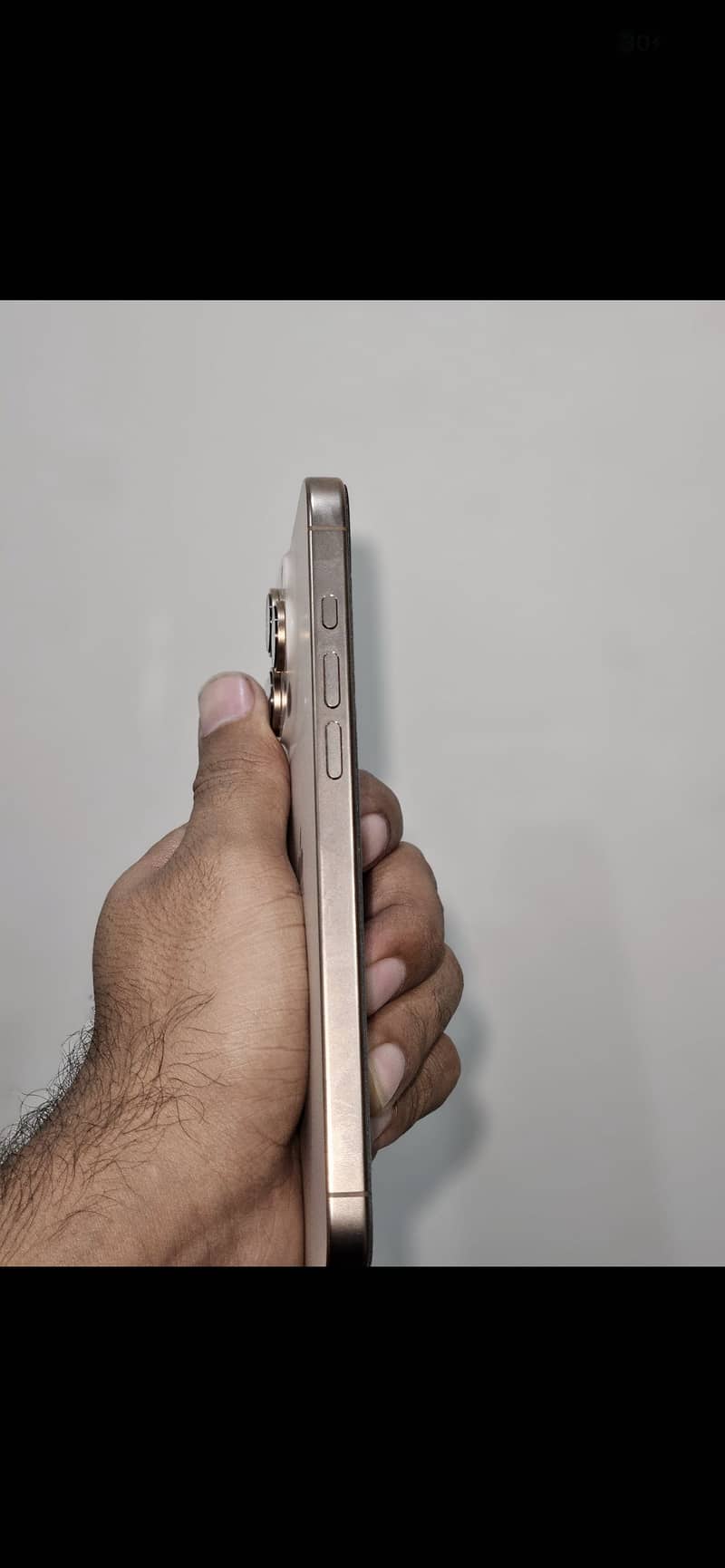 Iphone 16 pro max 1