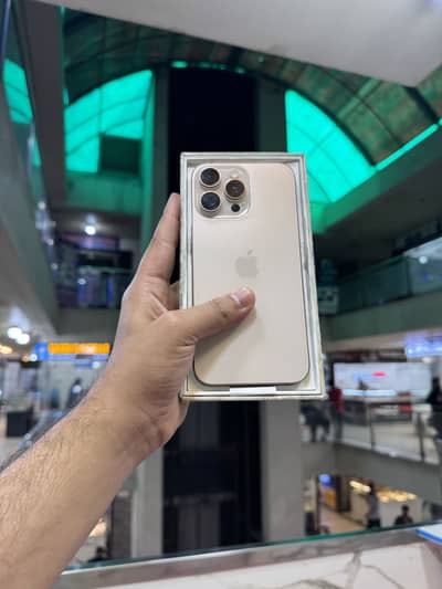 I phone 16 pro max 256GB non pta Jv