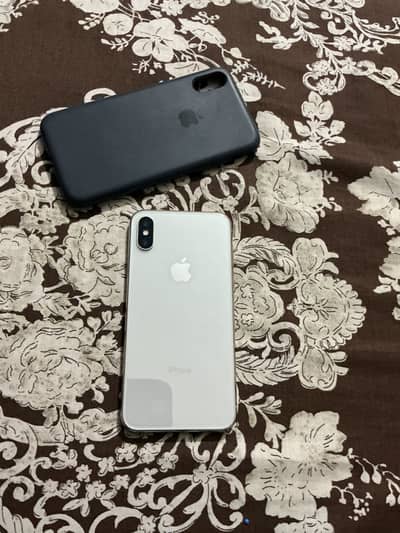 Apple iPhone X pta approved.