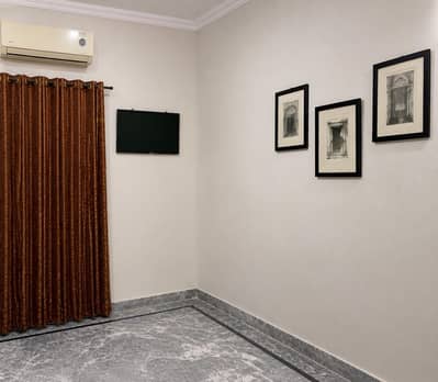 Apartment for rent near to Emporium mall Johar Town Lahore