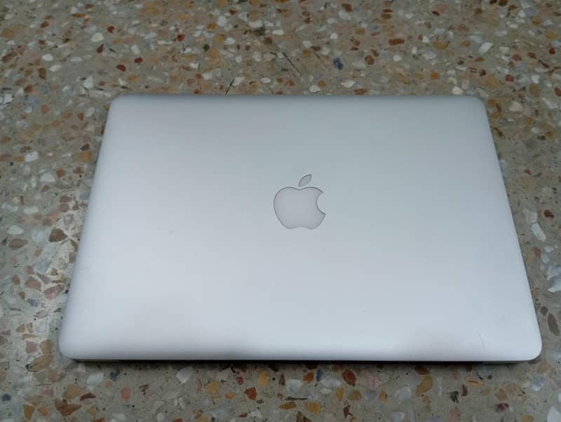 MacBook Pro A 1502 0