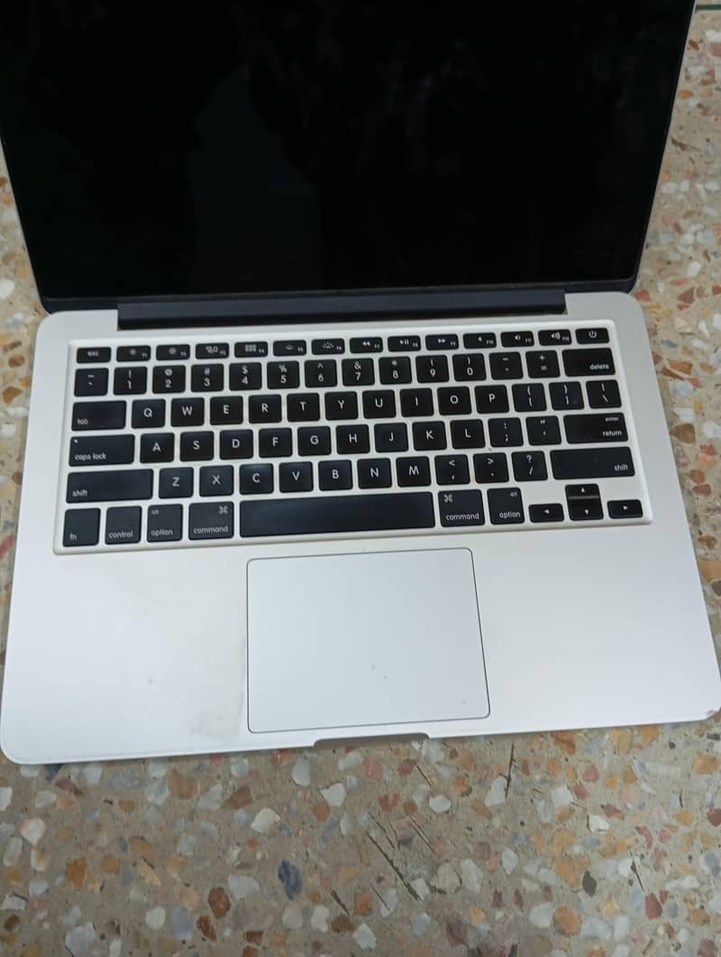 MacBook Pro A 1502 5