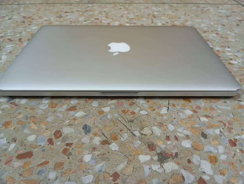 MacBook Pro A 1502 7