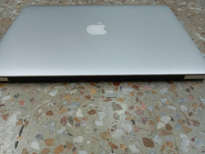 MacBook Pro A 1502 8