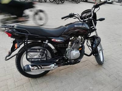 Suzuki GD110s Bike
