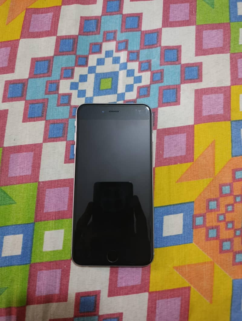 iPhone 6 Plus 0