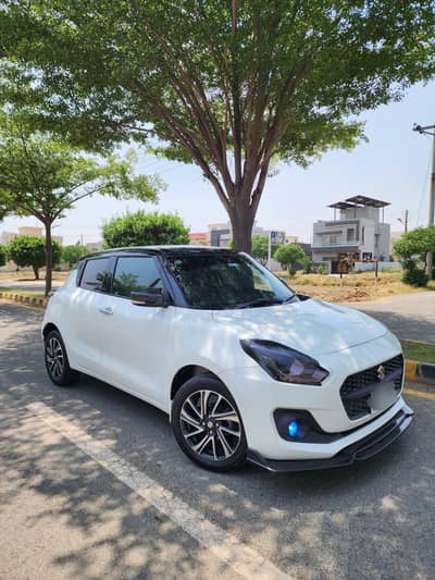 Suzuki Swift GLX CVT 2022