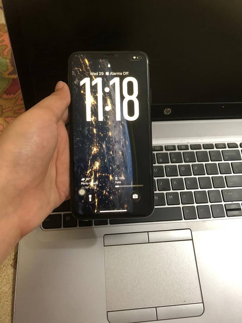 iPhone 11 Pro Max  display message 3