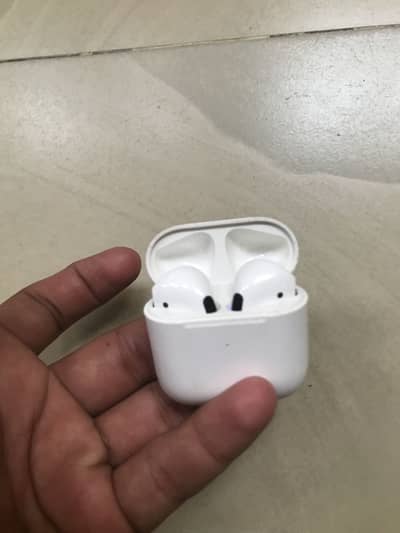 i12 Pro AirPods