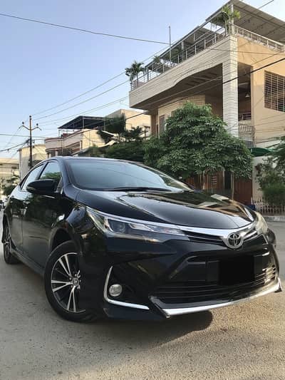 Toyota Corolla Altis Grande CVT-i 1.8 X (2021)  Black Interior