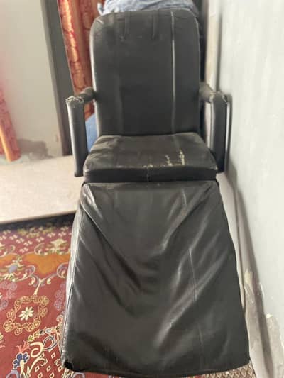 saloon chair for sale